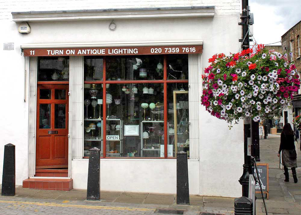Turn On Antique Lighting, 11 Camden Passage, Islington, London. N1 8EA